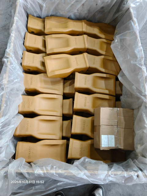 9N4453 J460 E330 E345 988 988F Teeth Construction machinery parts 