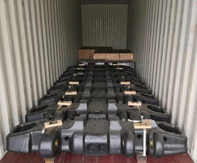 E023015-02 495HD Track Shoe Undercarriage Parts