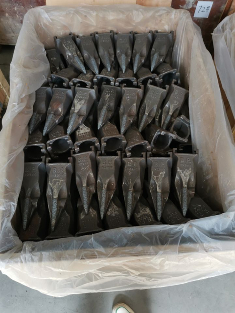 Construction Machinery Parts V29VY for Bucket Teeth 