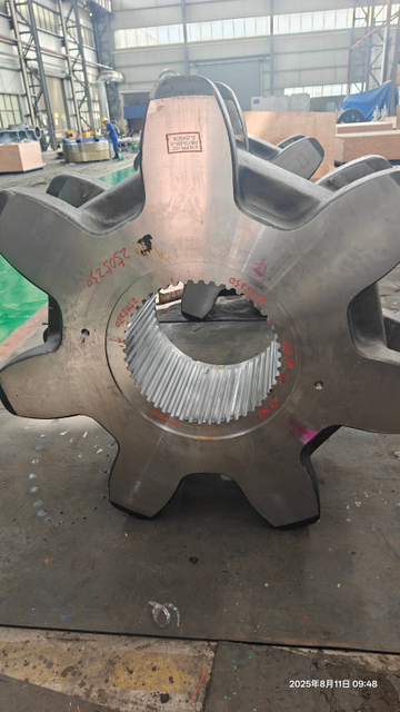 CAT 7495 Drive Tumbler Sprocket E013935-02