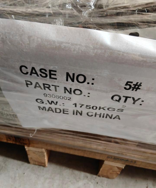 9306002 IDLER Undercarriage Parts