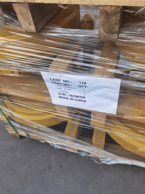 700J IDLER Undercarriage Parts