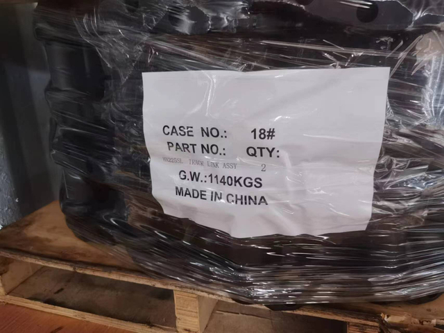 HX225SL TRACK LINK ASSY