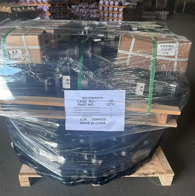 EC240BLC TRACK CHAIN ASSY