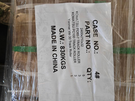 KOMATSU PC60-7 TRACK ROLLER Undercarriage Parts