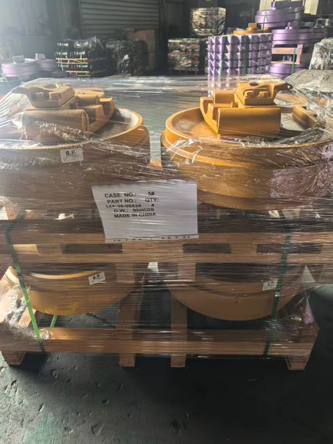 14X-30-00434 Idler Undercarriage Parts