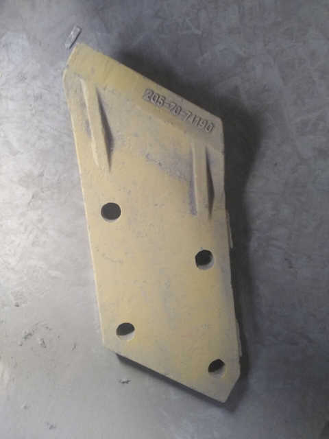 205-70-74180 Excavator Side Cutter