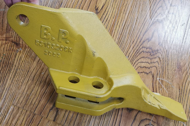 531-03208K 531-03209K Excavator Side Cutter
