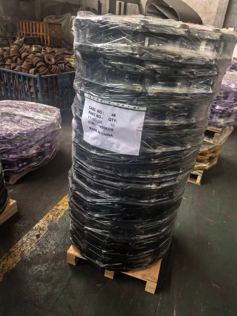 FT1351/33 TRACK LINK ASSY