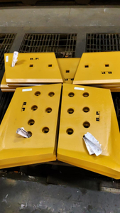 17A-71-45712 588X330X55mm 1
