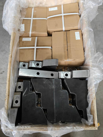 1942009 194-2009 Scraper Rod Bracket 50mm Thick Two Bolt Mounting Plate