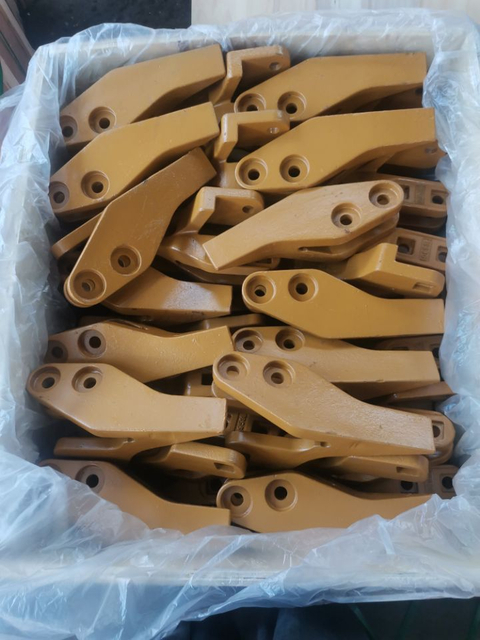 252101811 Loader Left Teeth